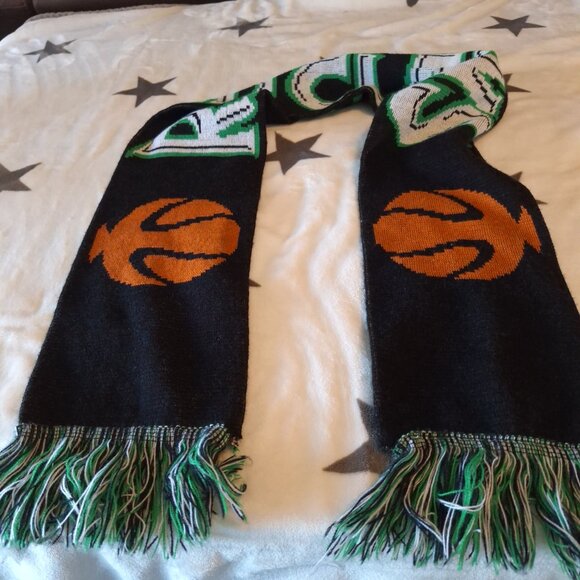Maine Red Claws Boston Celtics NBA G League Winter Scarf With Fringe - Picture 5 of 7